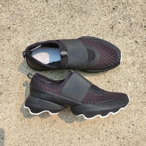 Sorel kinetic impact strap sneaker